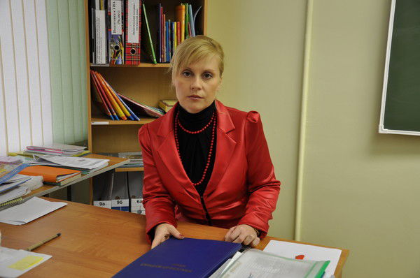 Елена Никишова