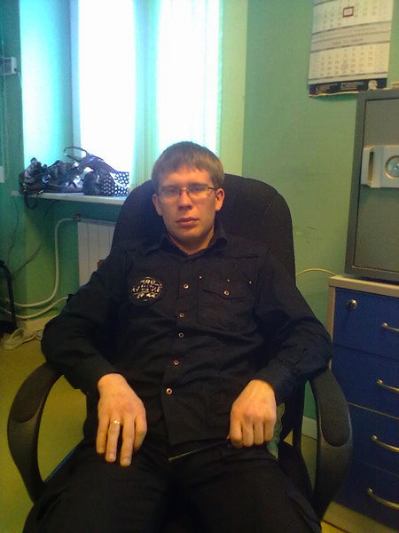 Антон Тихонов