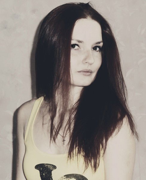 Лиза Тихомирова