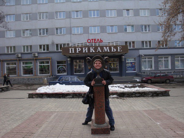 Слава Колчанов