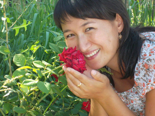 Алмагуль Байзакова (Есенеева)