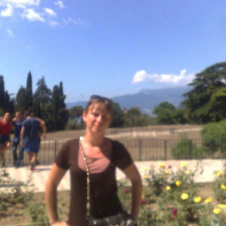 Наташа Тихонова