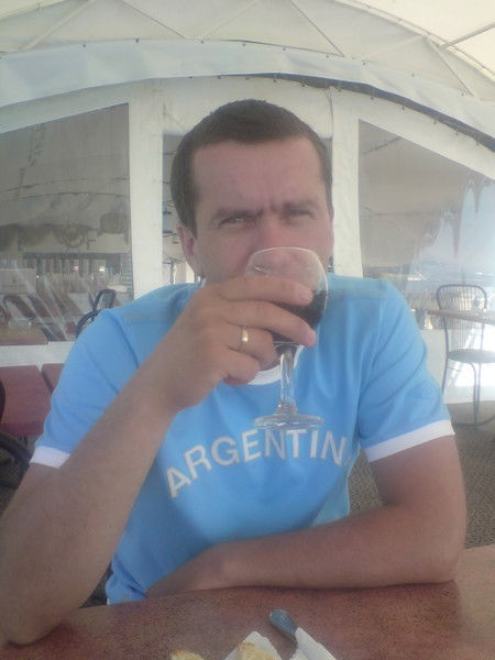 Роман Столяренко