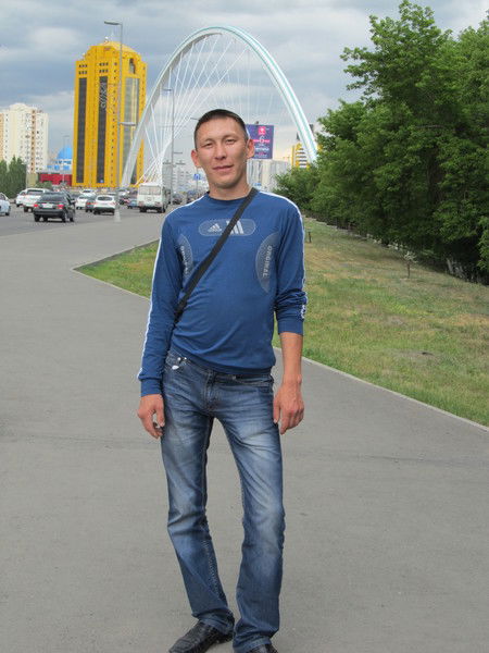 Асхат Сарсекеев