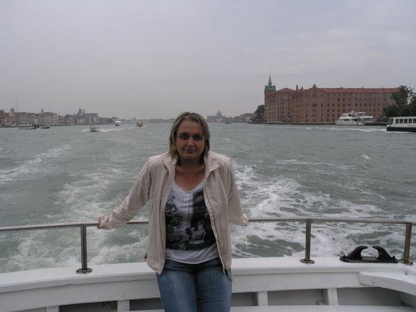 Анна Шолопко