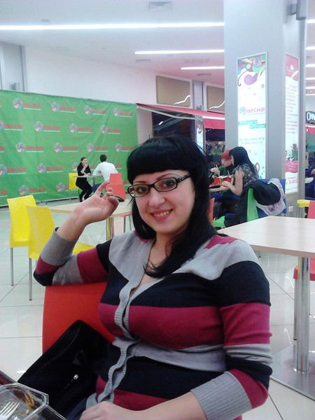 Лёля Навроцкая