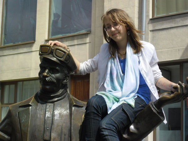 Лаура Швидлер