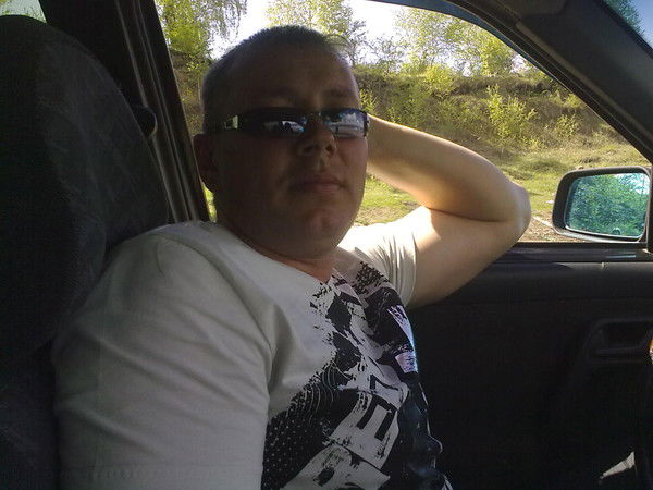 Виктор Толстиков