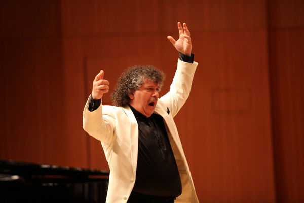 Михаил Славкин