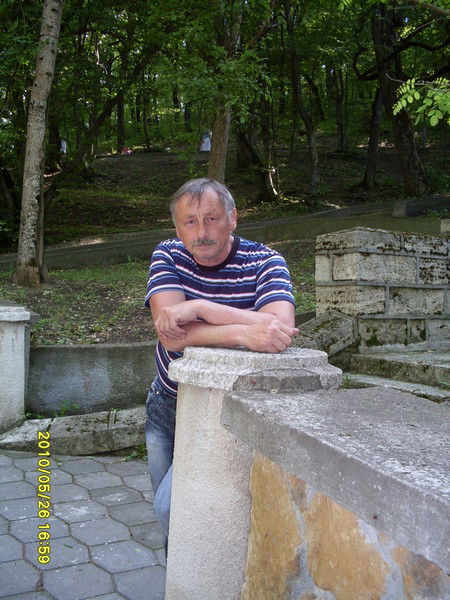 Юрий Ломакин