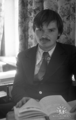 Олег Сарафанов