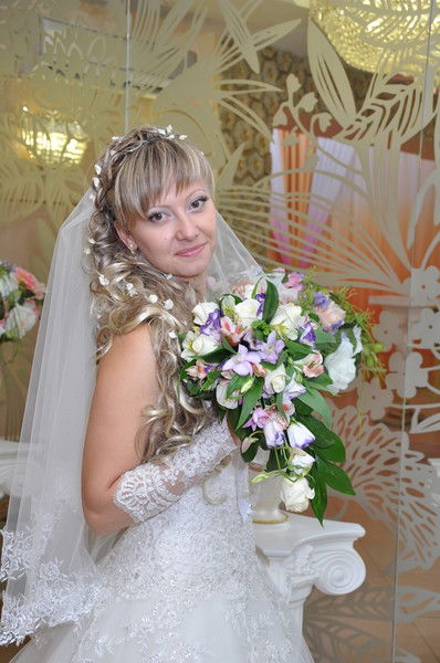 Елена Ишкова