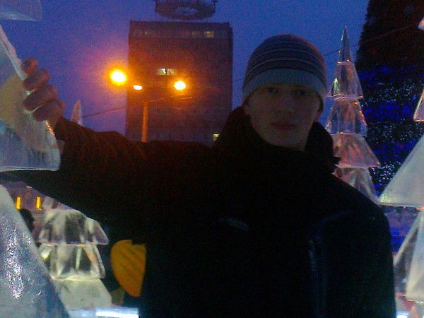 Олег Кузнецов