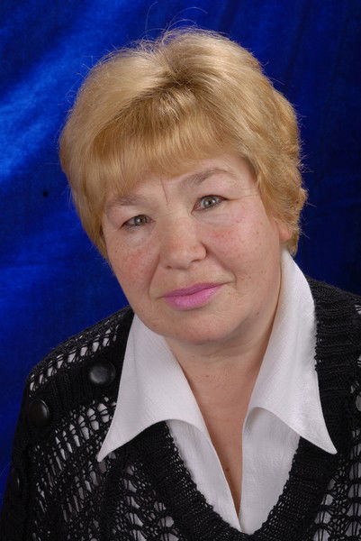 Елена Харик