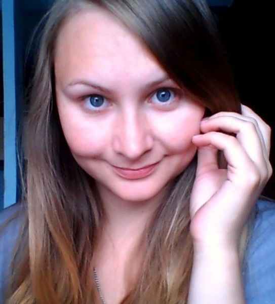 Анна Асламова