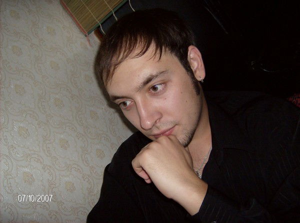 Максим Исанов