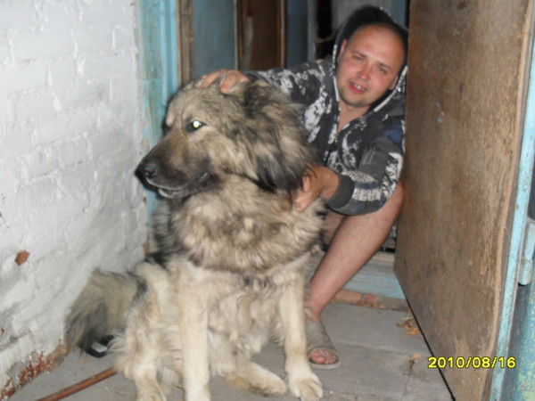 Женя Иванов