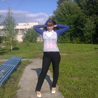 Лена Гнездилова