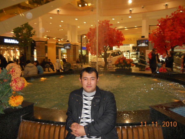 Акылбек. Рисбембетов.