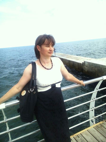 Елена Кобзарь