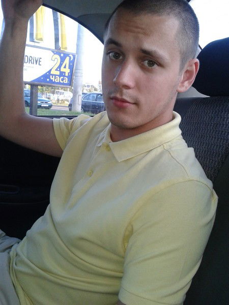 Артем Карницкий