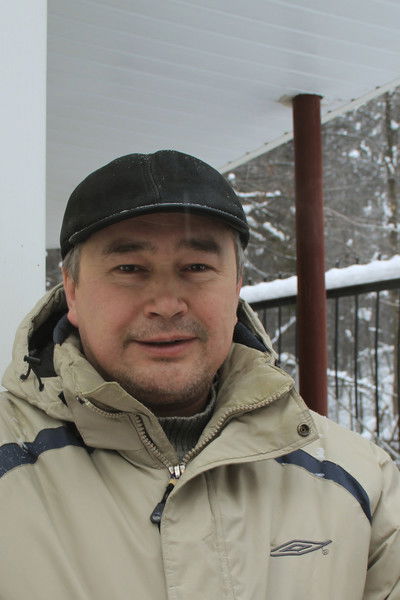 Александр Ефремов