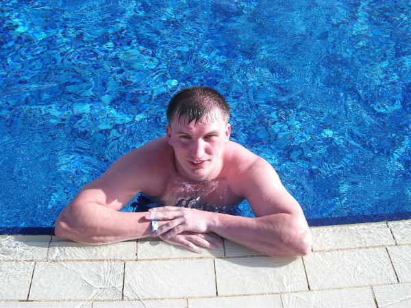 Анатолий Романов