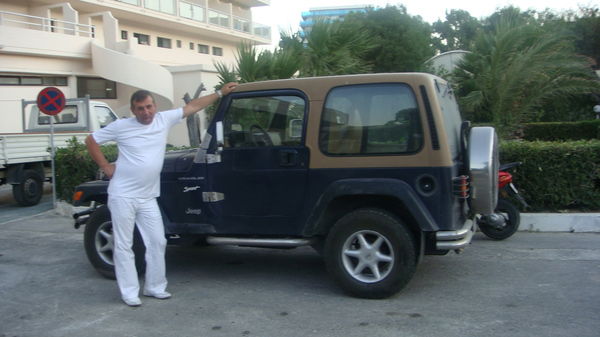 Арсен Асатуров