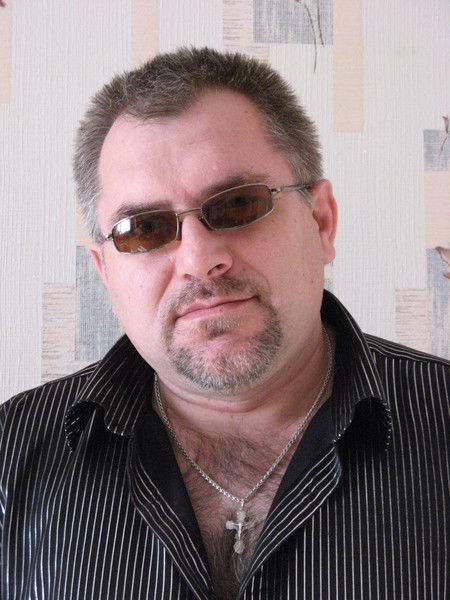 Олег Скоробогатый