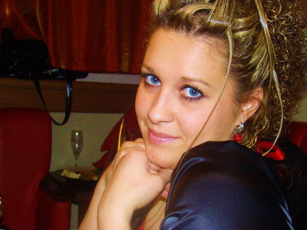 Анастасия Мур