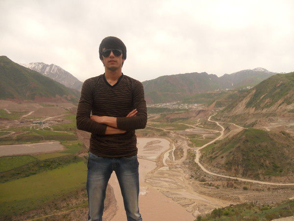 Ислом Камолов