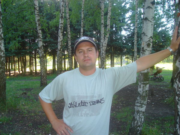 Виталий Иванов