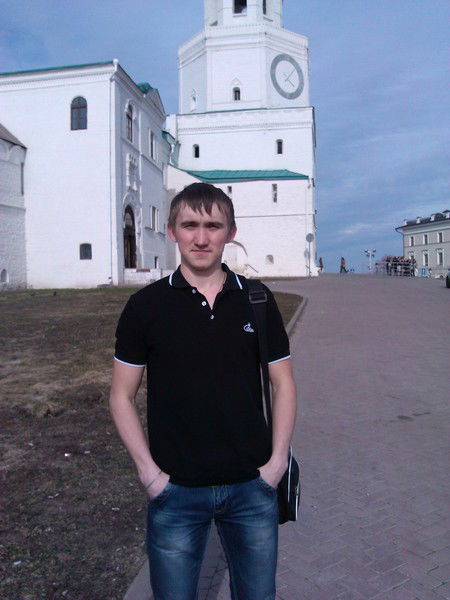 Андрей Тихонов