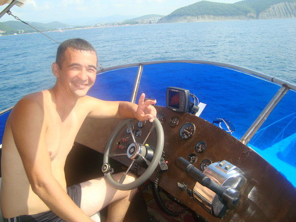 Амир Мустафаев