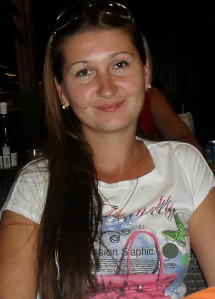 Анна Попова