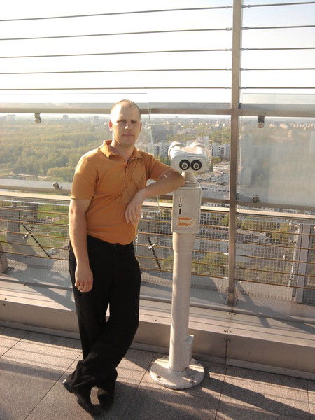 Иван Иванов