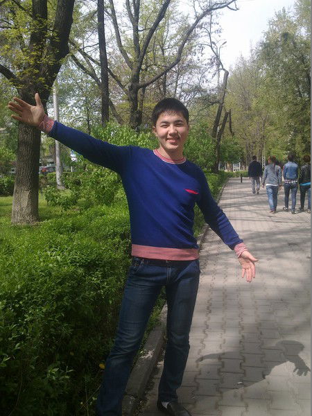 Исламбек Акбаров