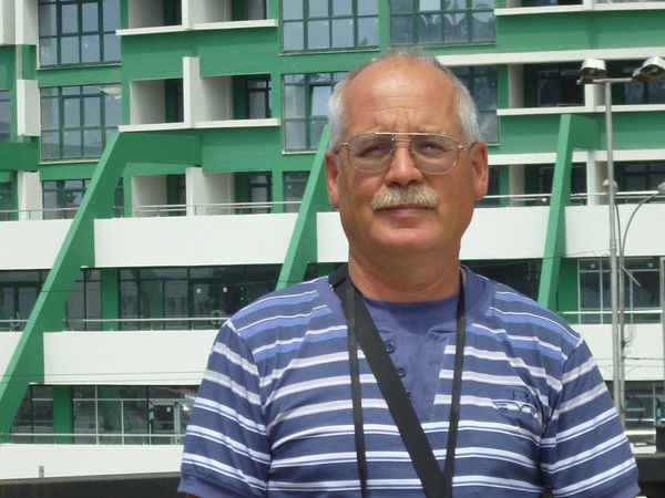 Николай Семакин