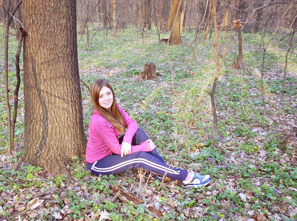 Анюта Ладоня