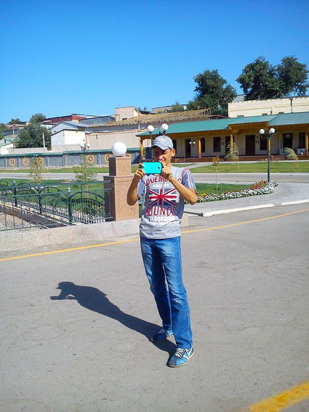 Yorqinbek Неизвестно