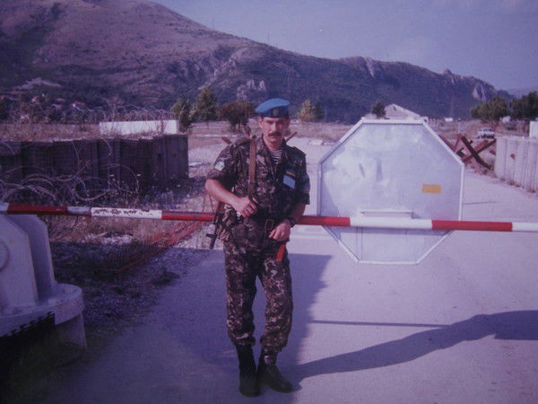 Андрей Неважно