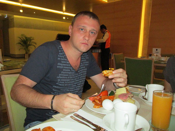 Александр Мозолев