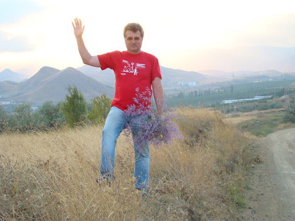 Павел Максаков