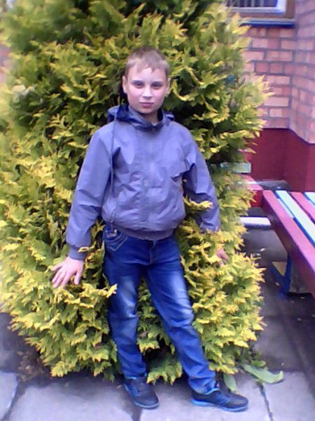 Максим Богдан