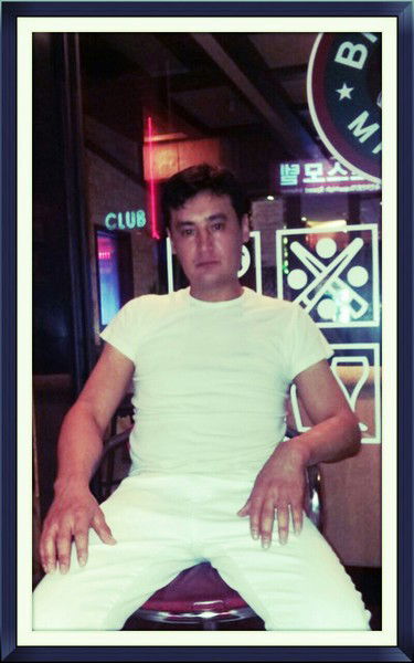 Уткир Абдусаматов