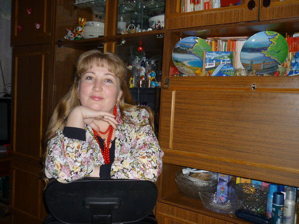 Елена Карась