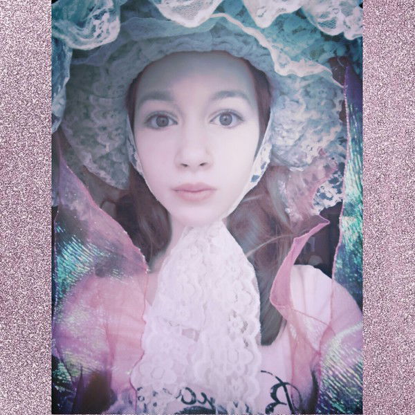 Ваня*) Ютанов*))