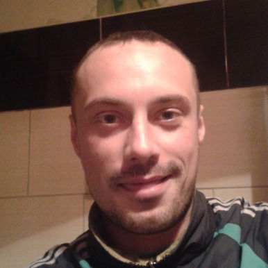 Александр Лещенко