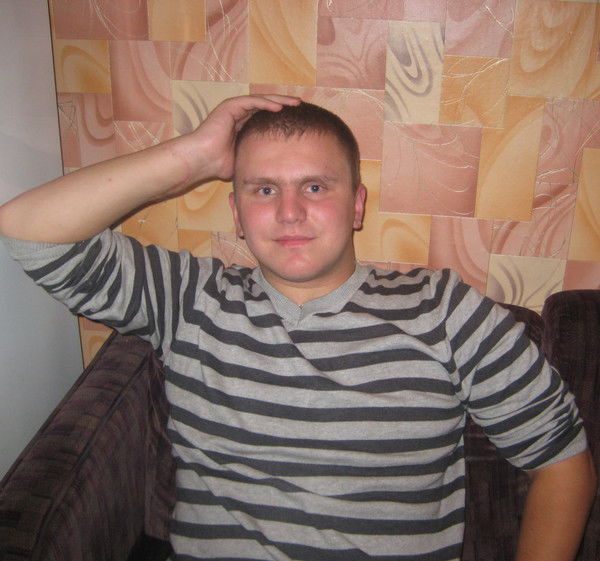 Максим Левин