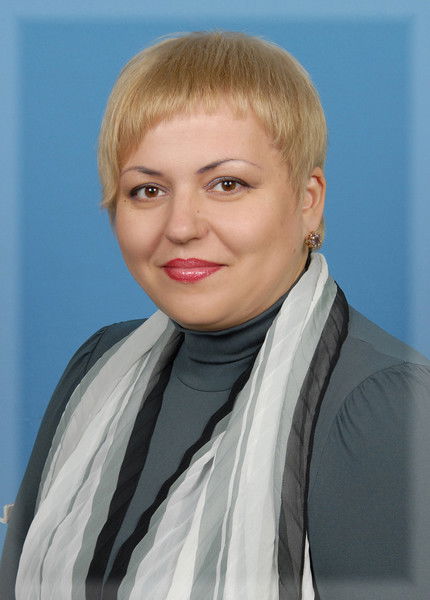 Алёна Хмелюк